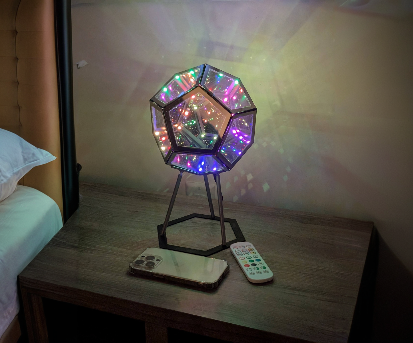 Infinora™ – Transform Your Space with Geometric Ambient Light